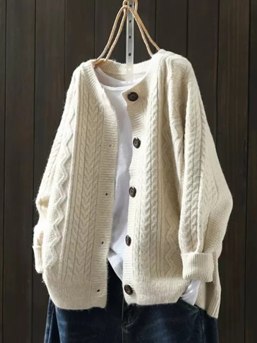 Grace™ - Elegant cable cardigan
