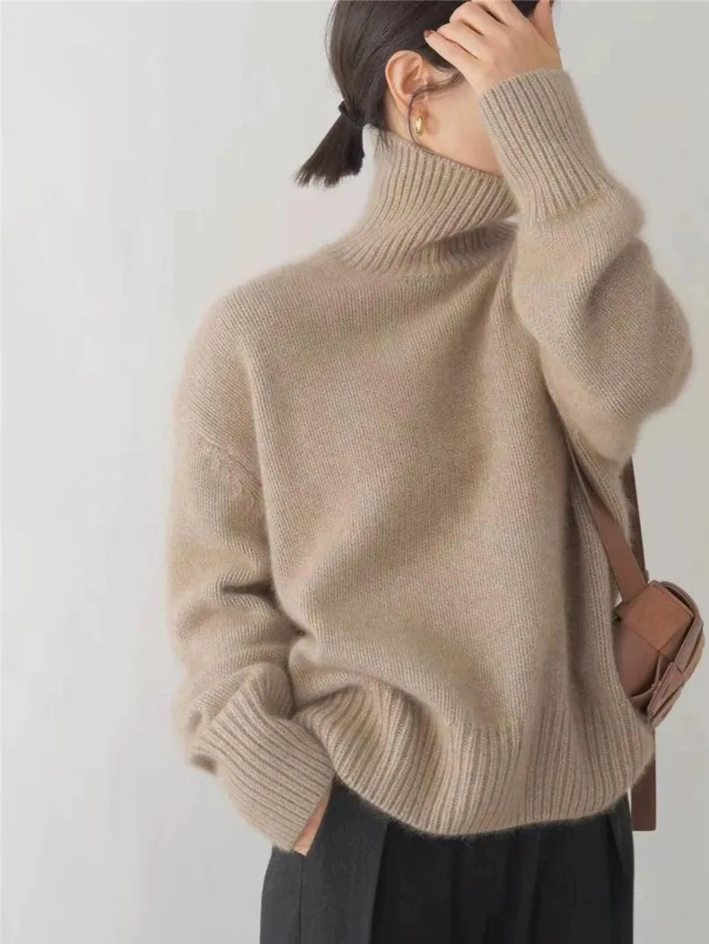 Grace™ - Sweater with high collar