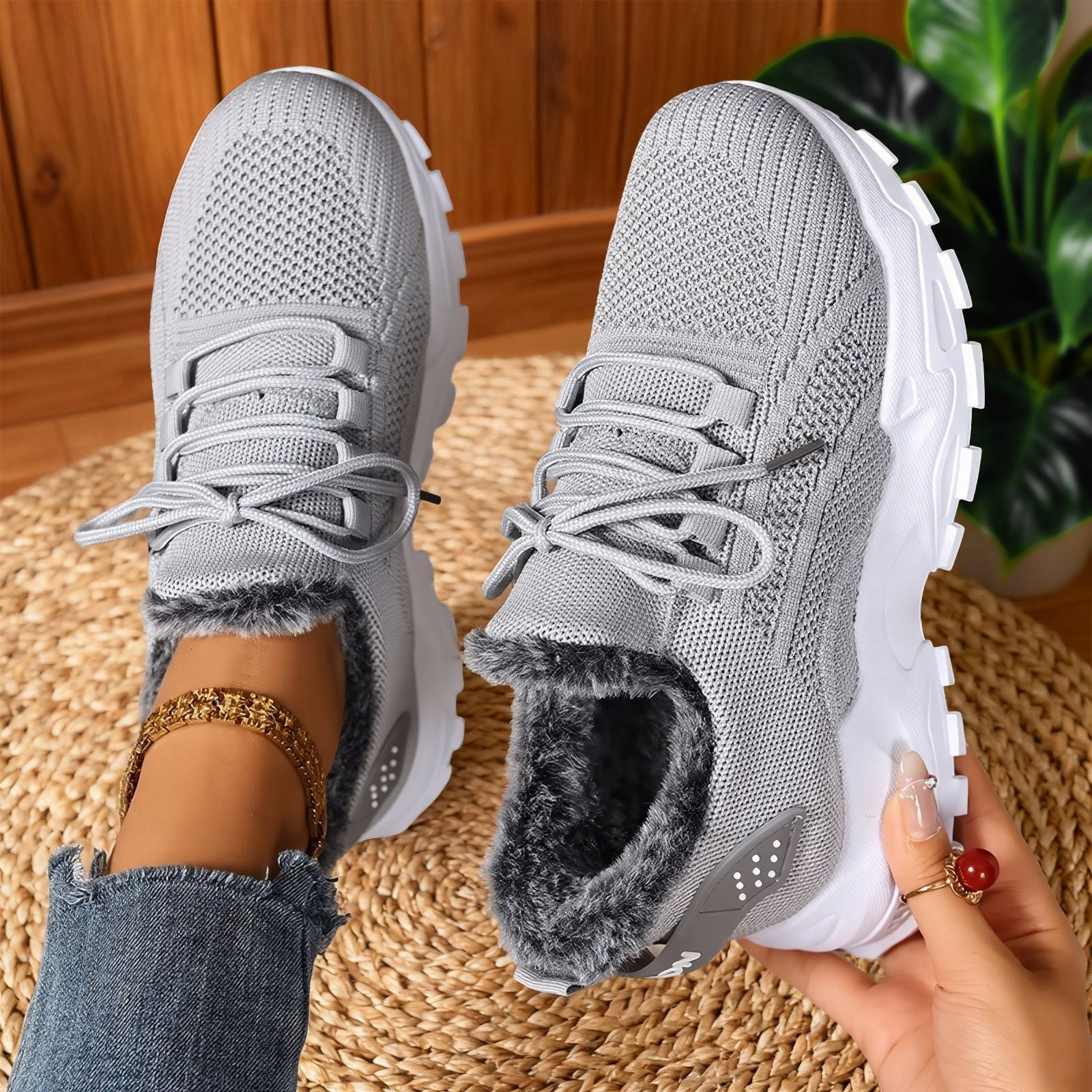 Grace™ - Casual Fleece Lace-Up Lightweight Sneakers
