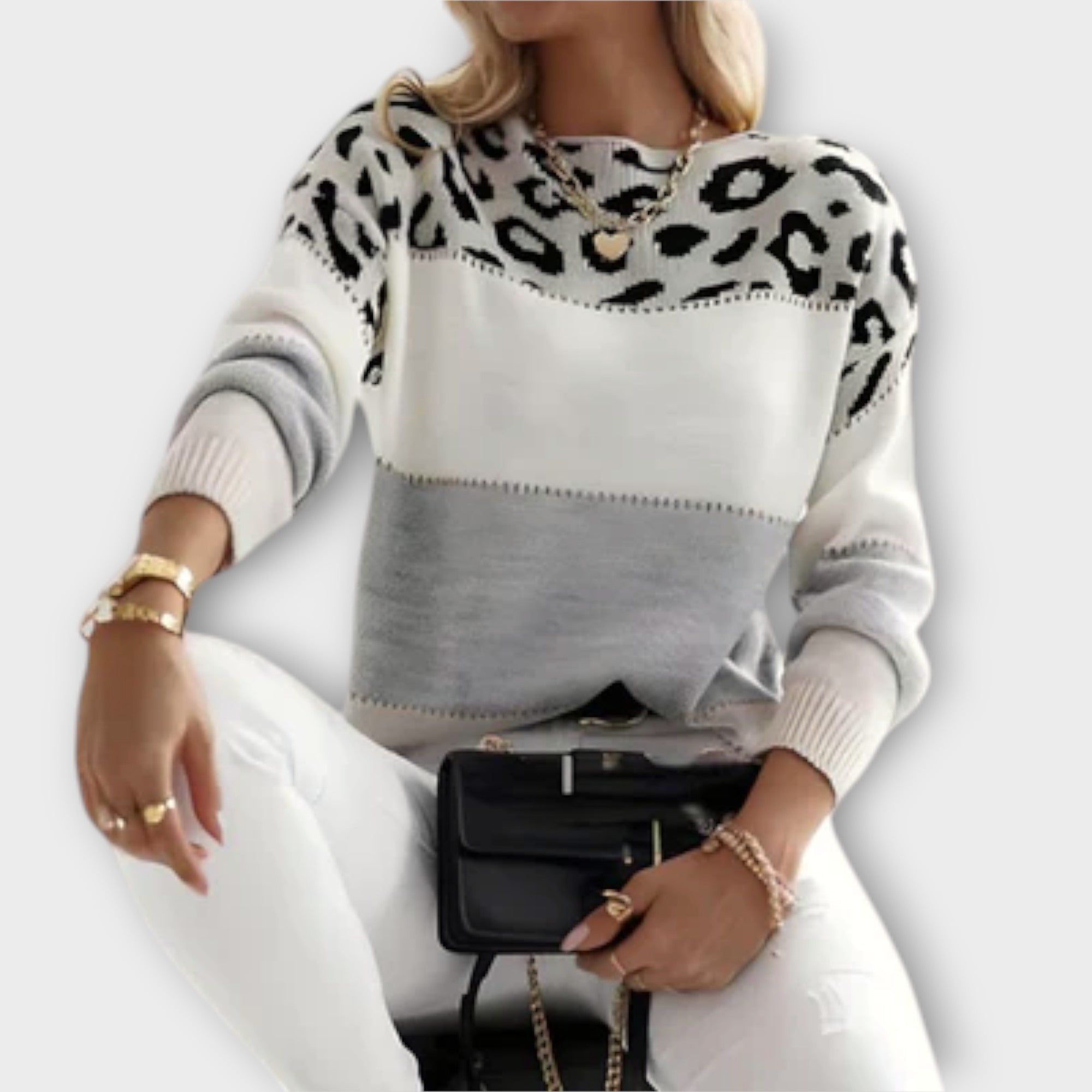 Grace™ - Casual Sweater with Leopard Design