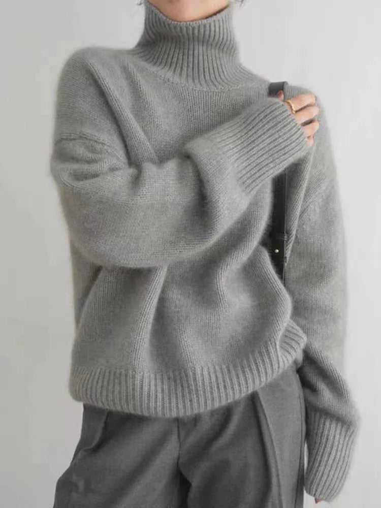 Grace™ - Sweater with high collar