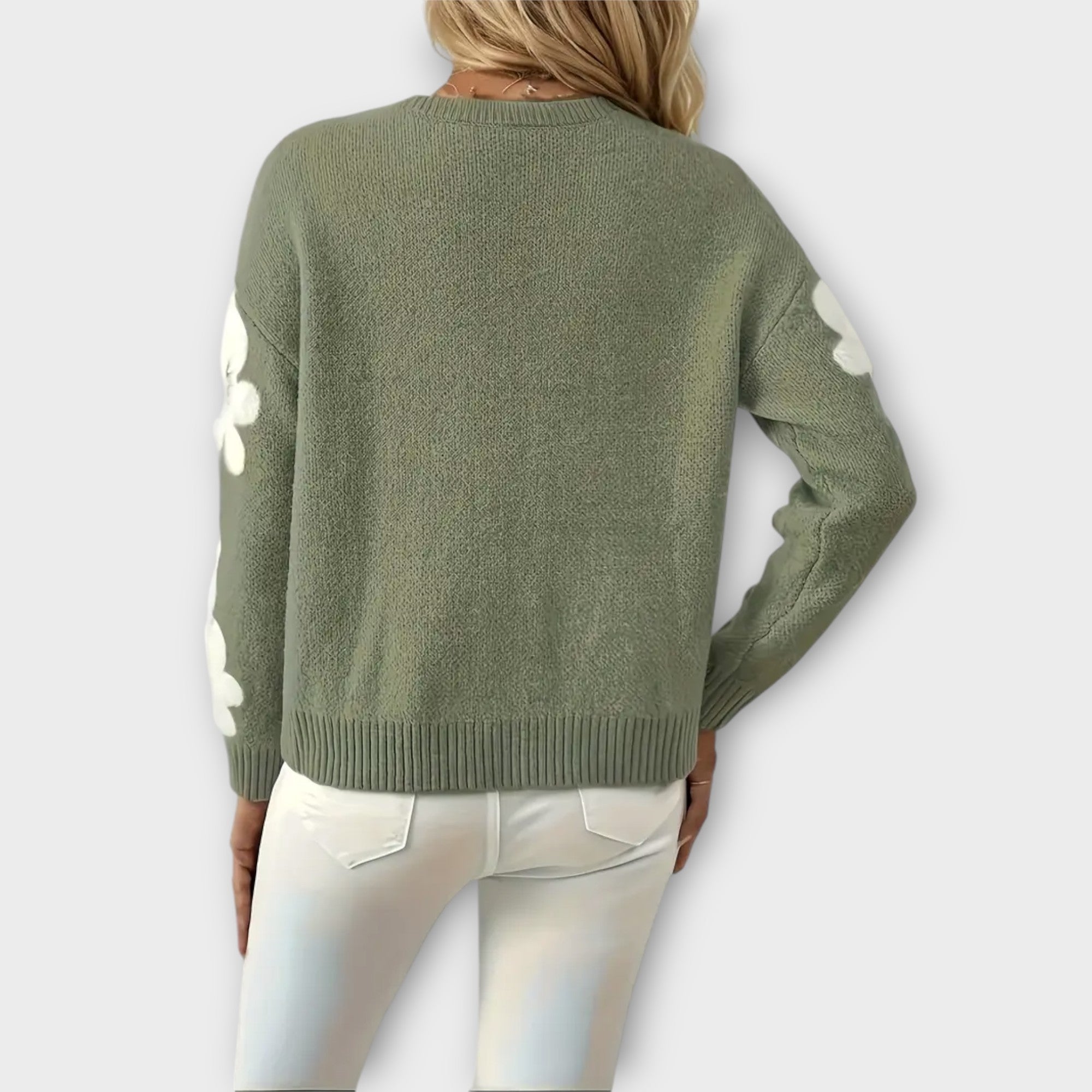 Grace™ - Soft Sweater with Floral Design