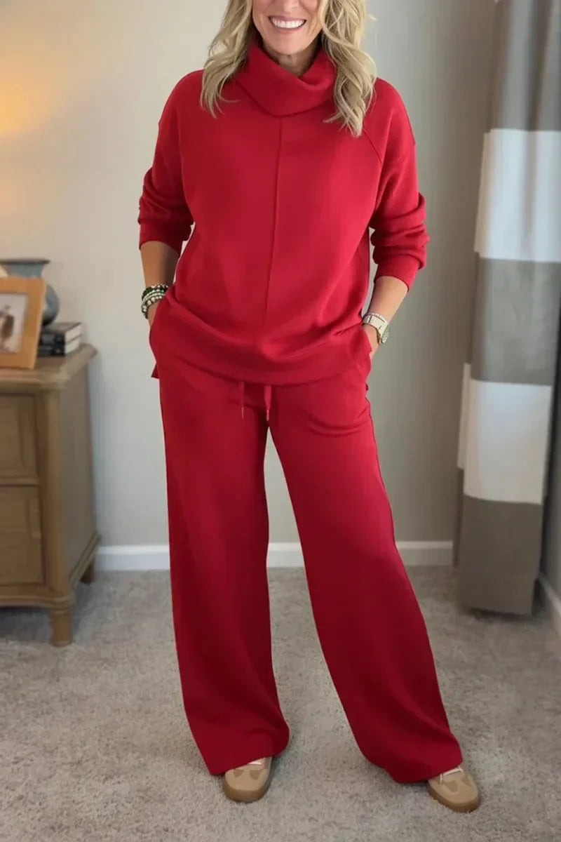 Grace™ - Comfortable set with a turtleneck