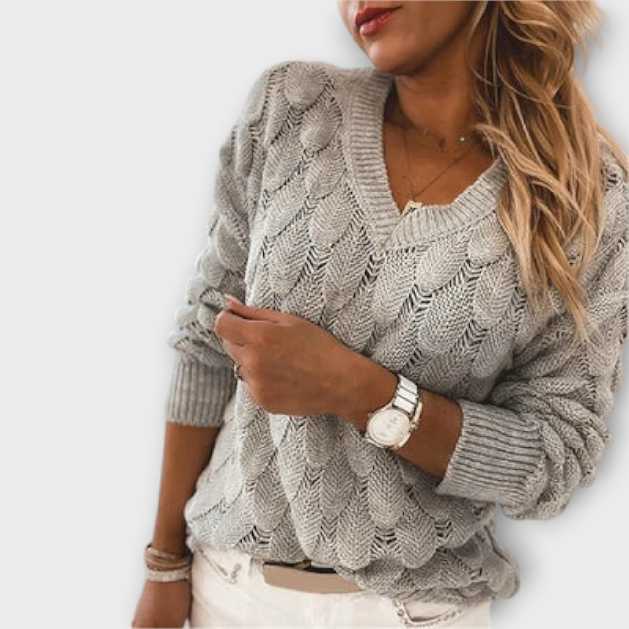 Grace™ - V-Neck Pullover